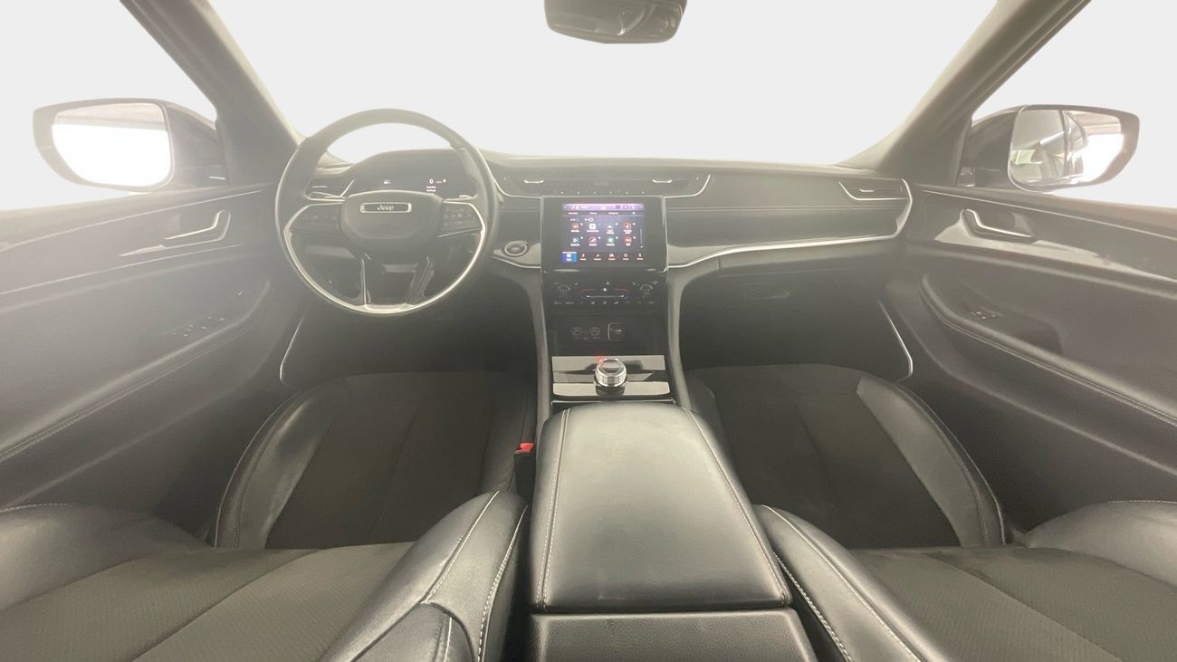 جيب جراند شيروكي Altitude | upto AED 20,000 Ramadan Discount | شامل الضمان | 0 ﺪﻔﻋﺓ ﺃﻮﻟﻯ