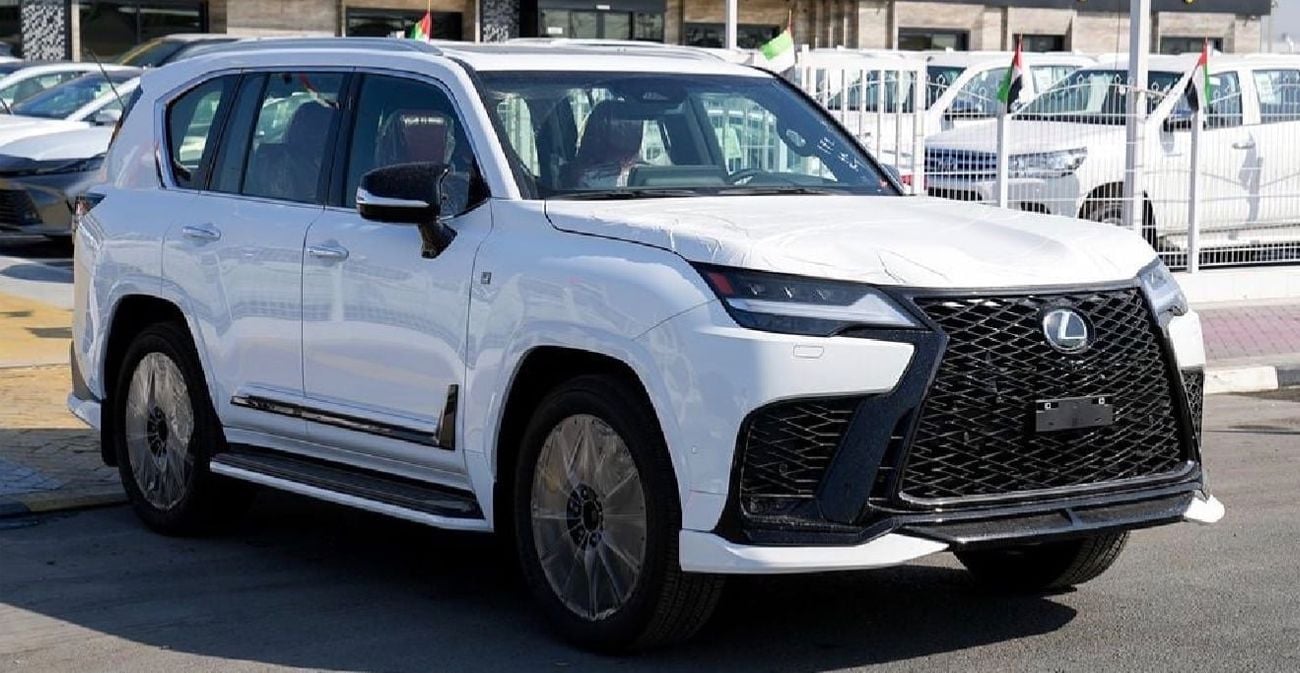 Lexus LX 700h
