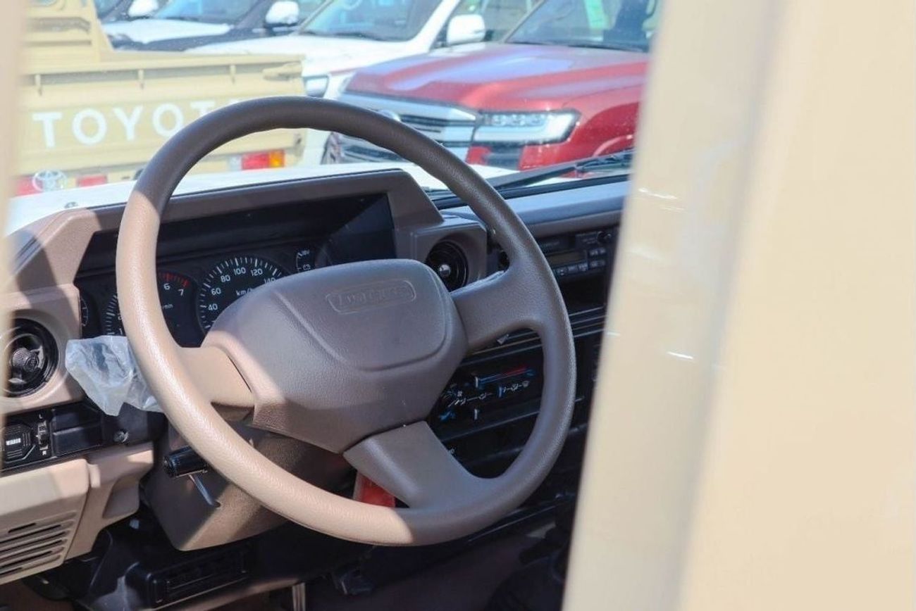 Toyota Land Cruiser Pick Up Land cruiser single cabin model 2009 4.0L LX 24 VALVE