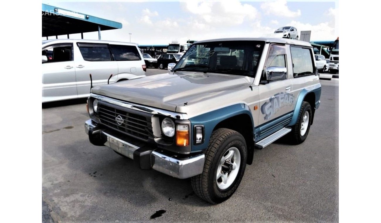 نيسان باترول سفاري Nissan Safari Diesel  (Stock no PM 130 )