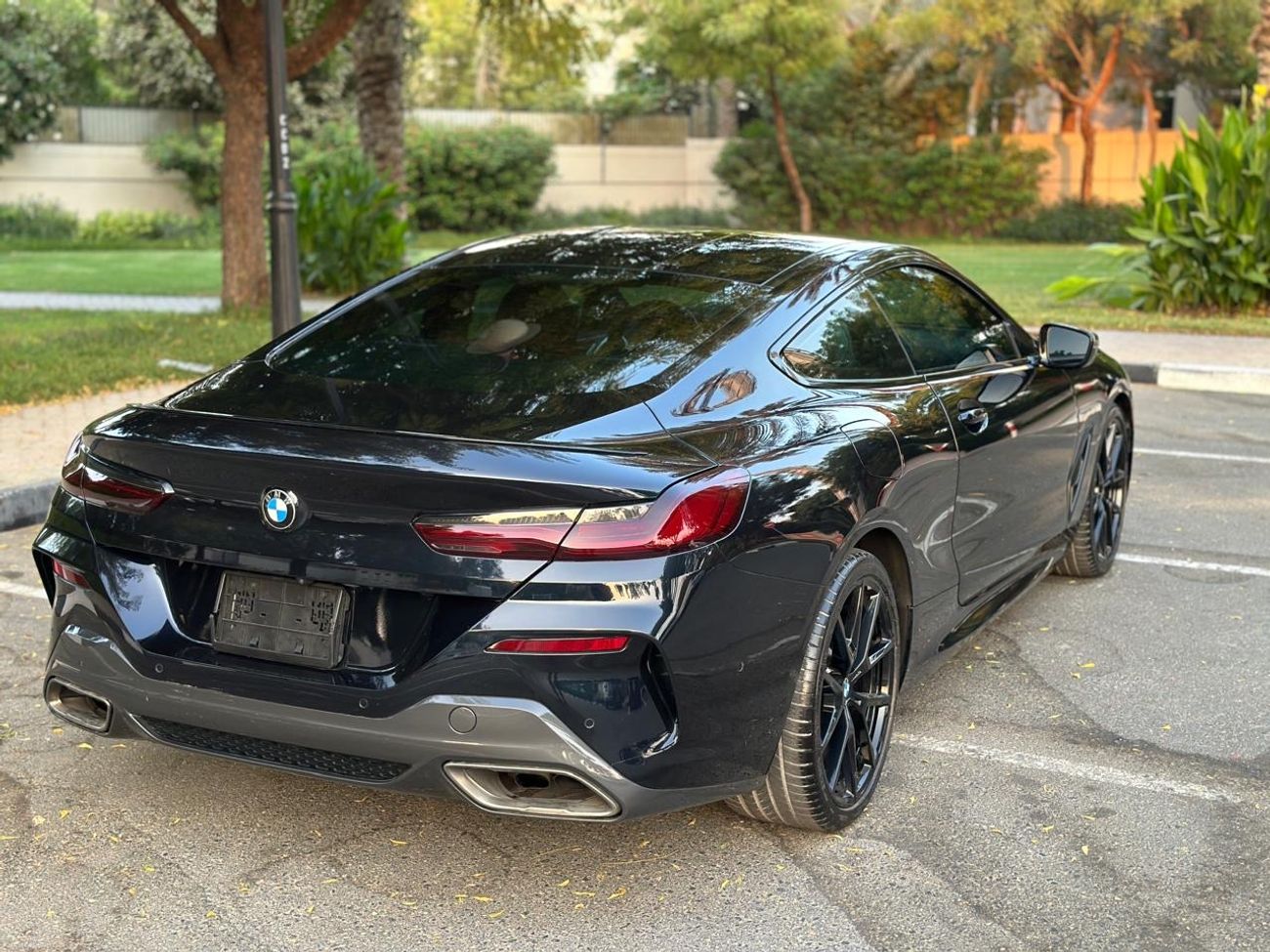 بي أم دبليو M850i