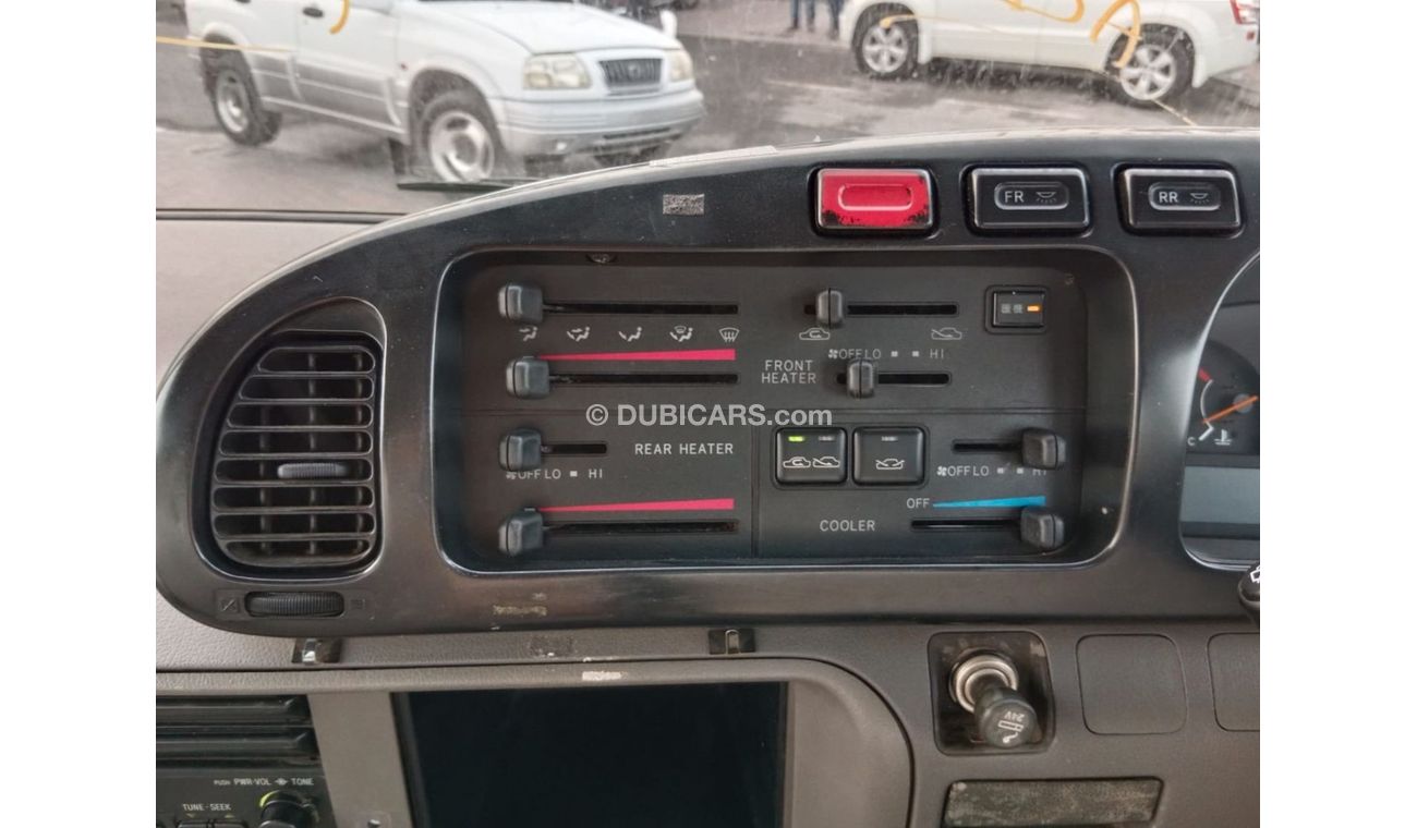 Hino Liesse II HINO LIESSE II BUS RIGHT HAND DRIVE (PM1393)