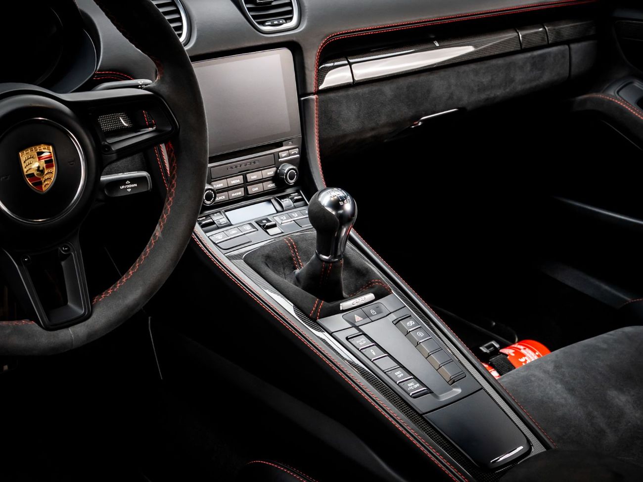 بورش كايمان 718 GT4 4.0L (414 HP) M/T