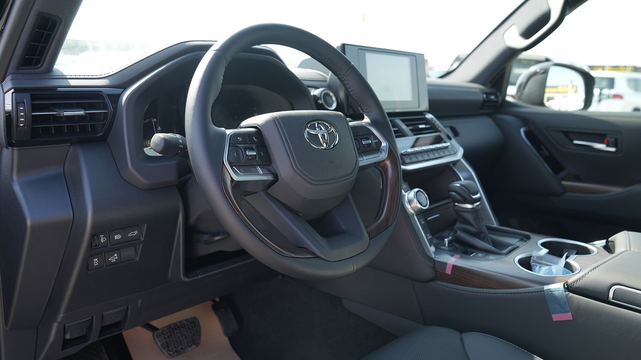 تويوتا لاند كروزر GXR