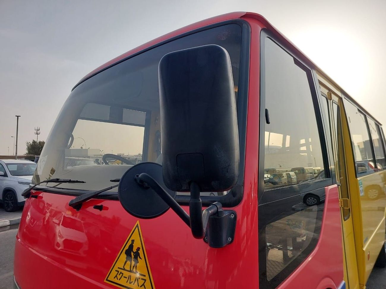 ميتسوبيشي روزا MITSUBISHI ROSA BUS RHD 2004 MODEL 4.2 L DIESEL AUTOMATIC(PM00594)