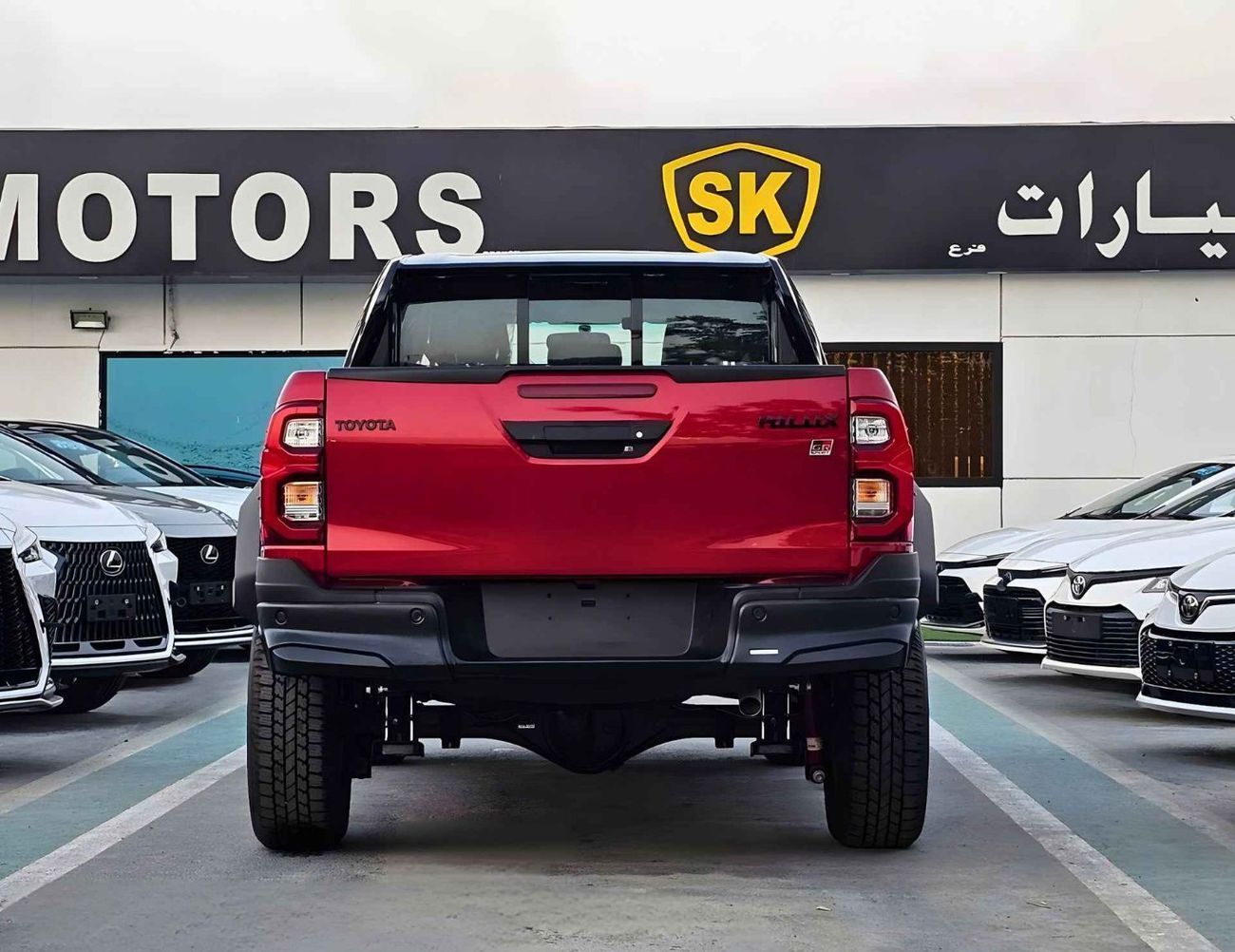 تويوتا هيلوكس GR SPORT DUAL TONE /4.0L V6 PETROL / BLIND SPOT / 360*CAMERA / DRIVER PWR SEATS (CODE#H4GRY)