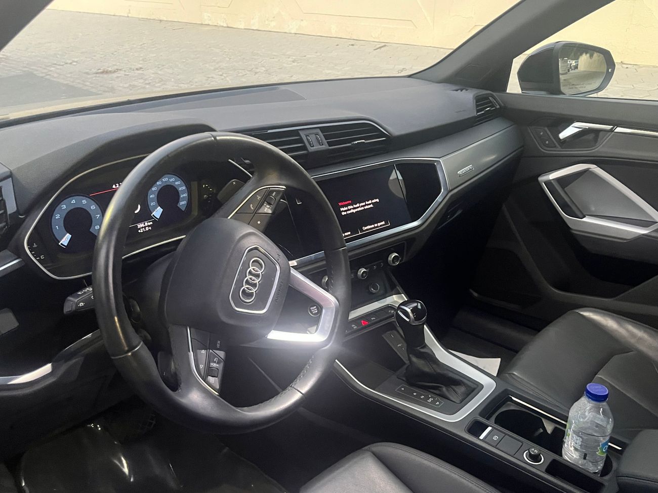 أودي Q3 2.0L,4 Cyl, 228HP , 4WD premium S Line Quattro 45 2 years warranty