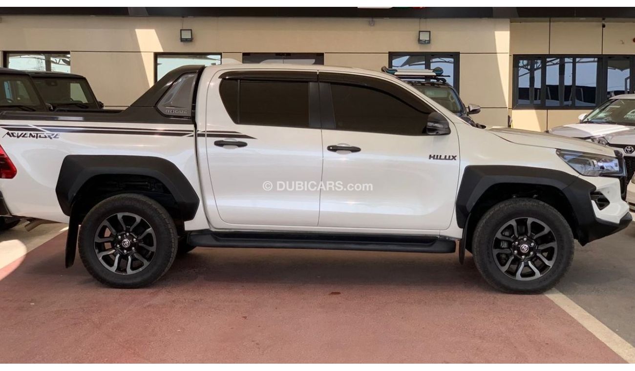 Used Toyota Hilux GR Sport 2022 for sale in Dubai 787772