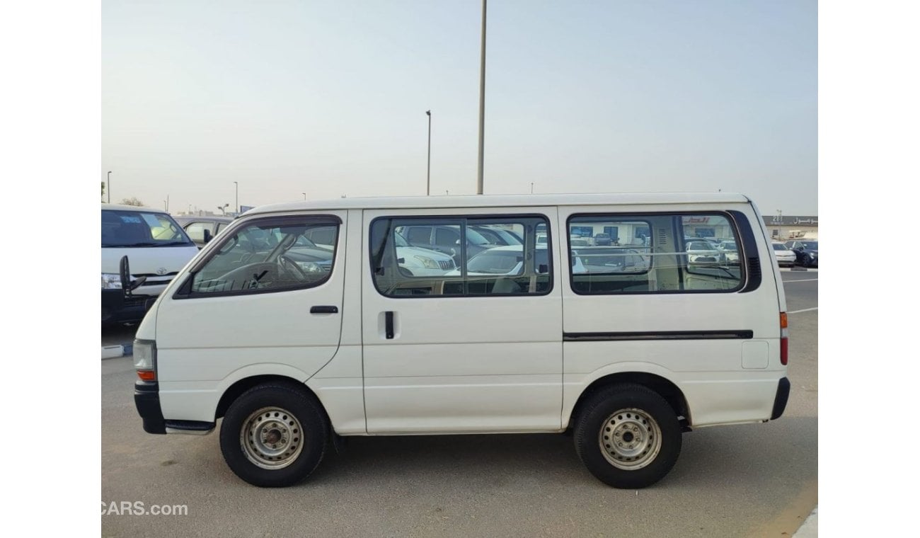 تويوتا هاياس LH162-0009573 -WHITE DIESEL RHD MANUAL- ONLY FOR EXPORT