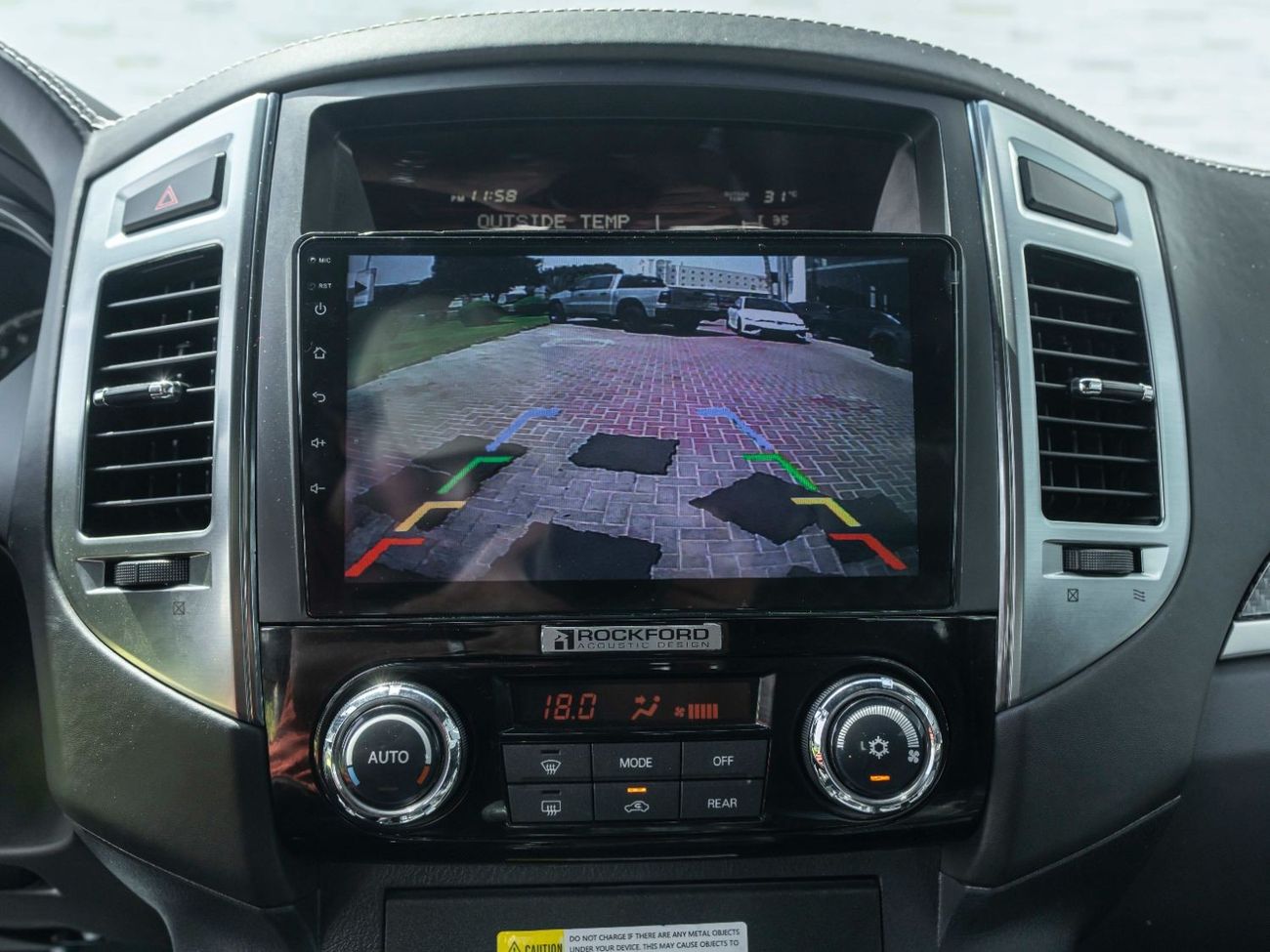 ميتسوبيشي باجيرو AED 2,044 PM • 3.8L PAJERO SIGNATURE - FINAL EDITION • ZERO KMS • MITSUBISHI WARRANTY UNTIL 2027