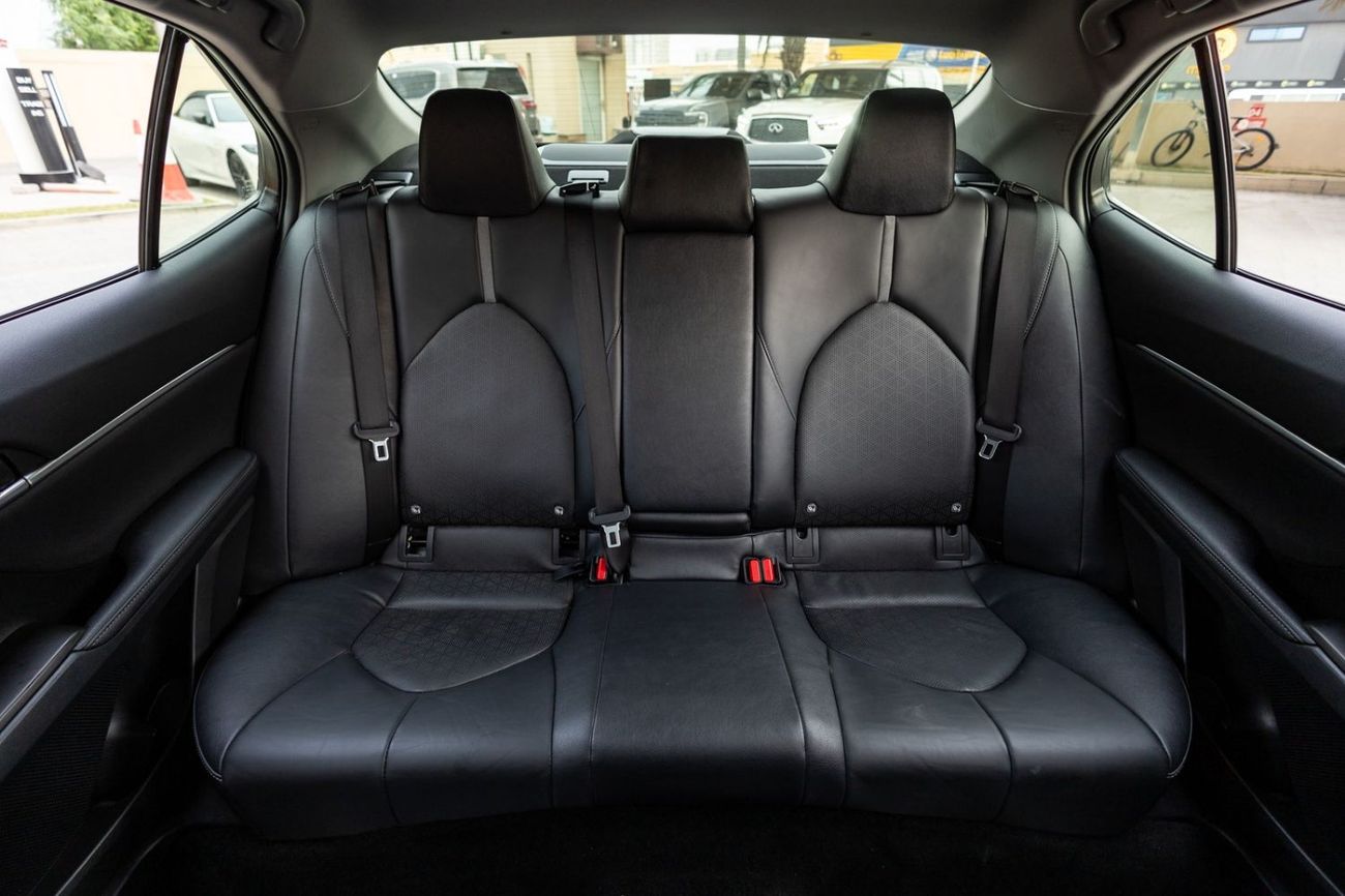 Toyota Camry Sport
