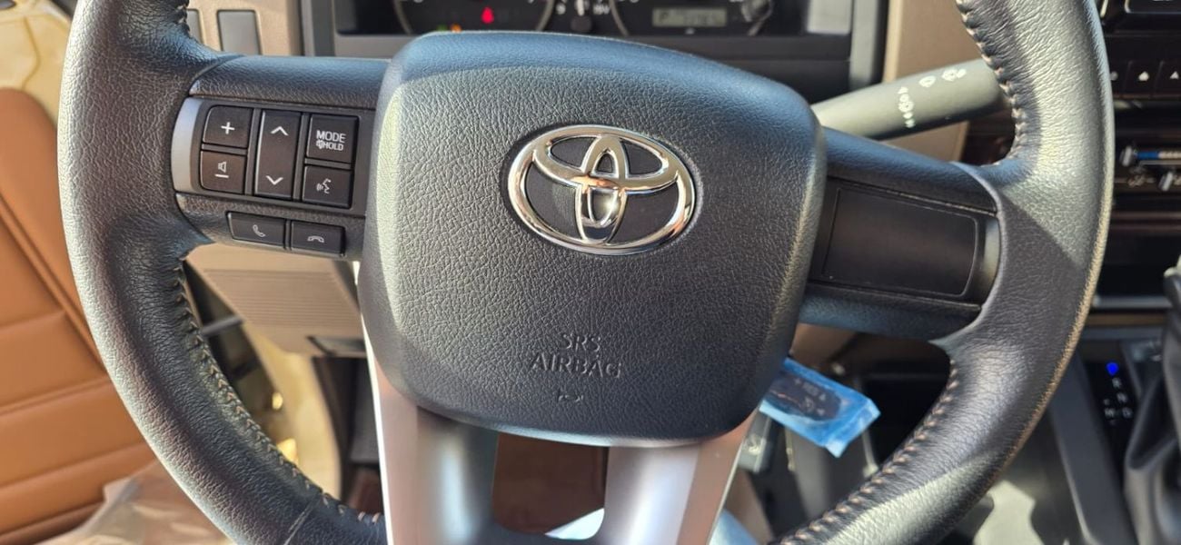 Toyota Land Cruiser Pick Up 4.0 PETROL AUTO GEAR
