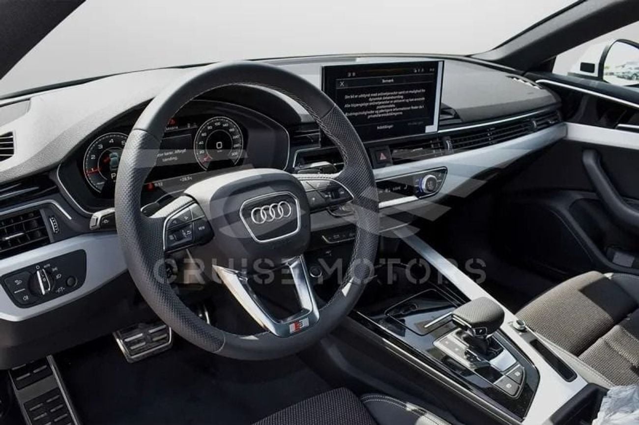 أودي A5 40 TFSI S-LINE