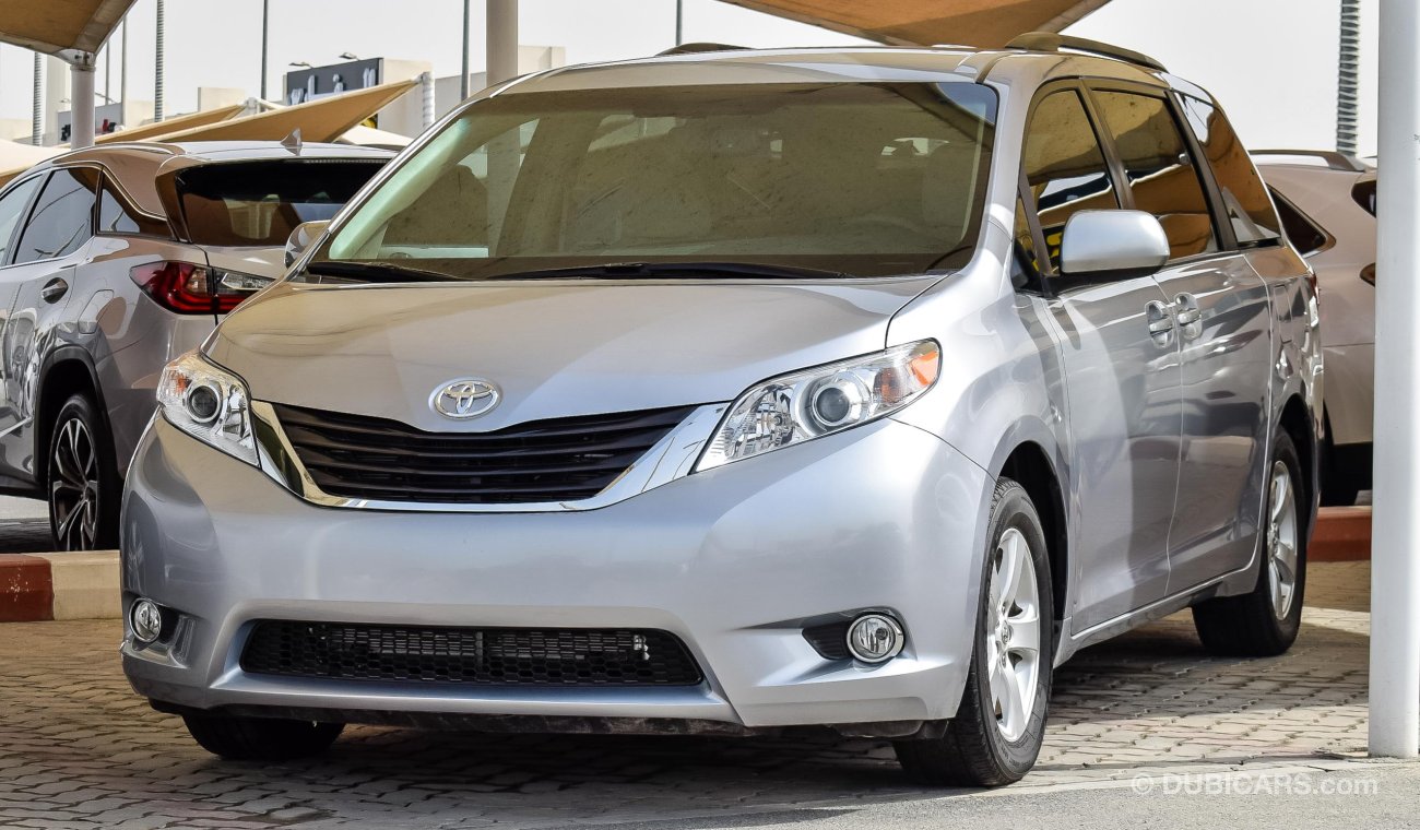 Toyota sienna dubai Toyota sienna dubai