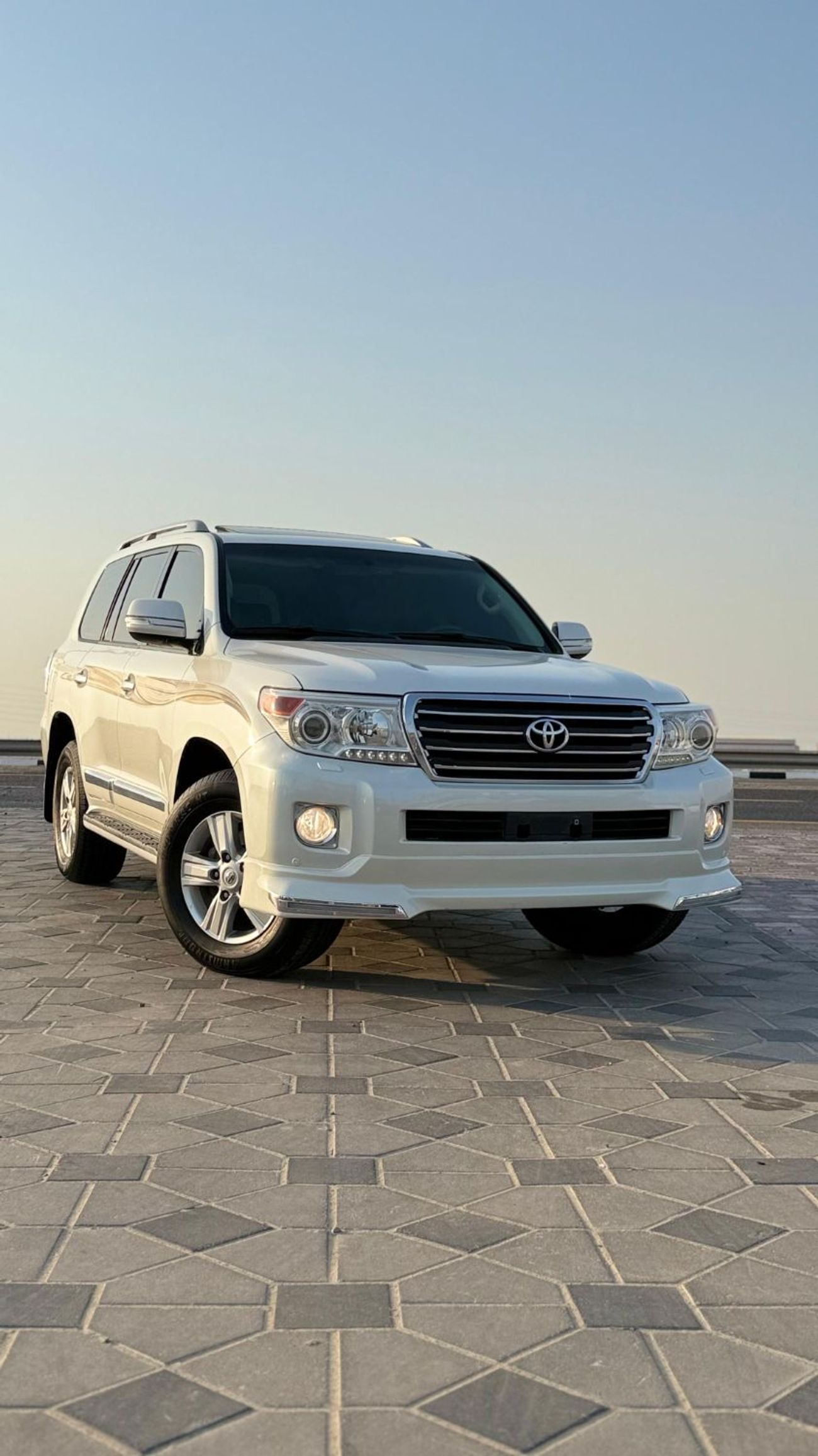 تويوتا لاند كروزر GXR 4.6L