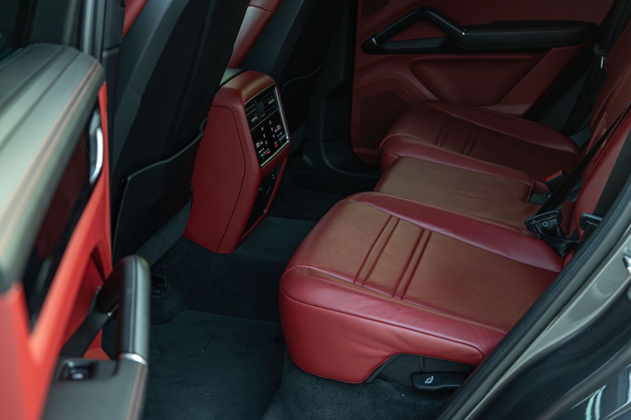 بورش كايان Std 3.0L (340 HP)