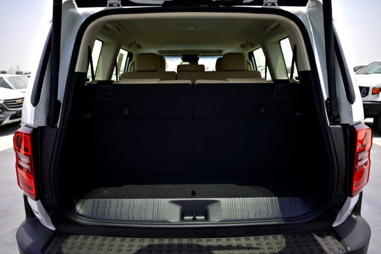 تويوتا برادو GXL 2.4L Turbo 7 Seat Automatic