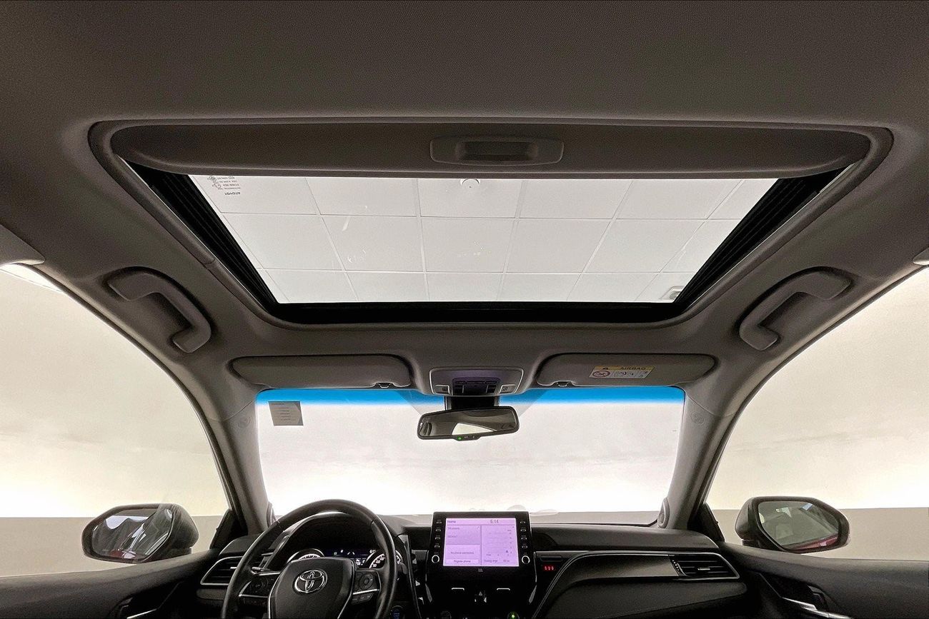 Toyota CHR GX| 1 year free warranty | Exclusive Eid offer