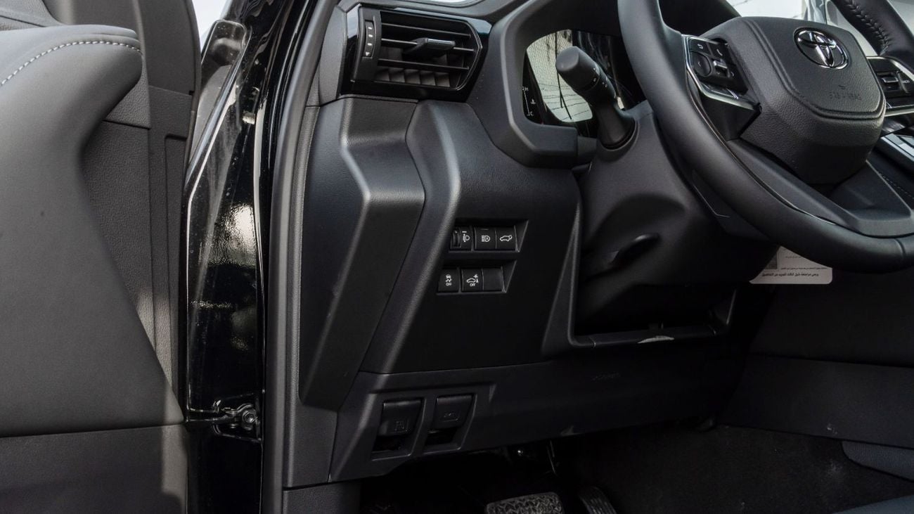 Toyota Land Cruiser 2026 Toyota Land Cruiser GXR 3.3L AT Diesel (Black-Black)