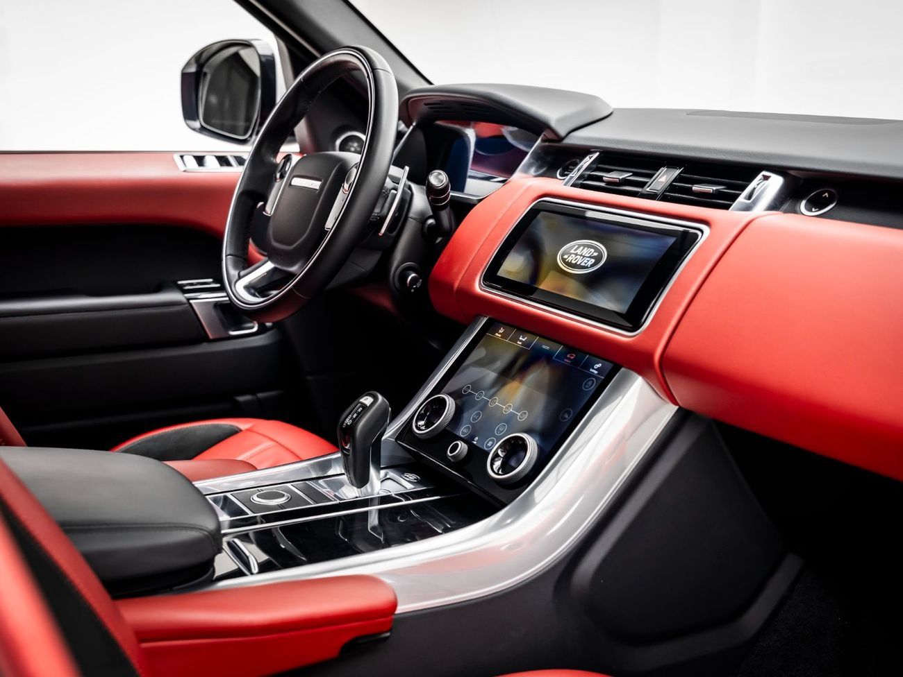 Land Rover Range Rover Sport HSE 3.0L (340 HP) 2022 Range Rover Sport, 2027 Land Rover Warranty + Service Contract, Low KMs, GCC