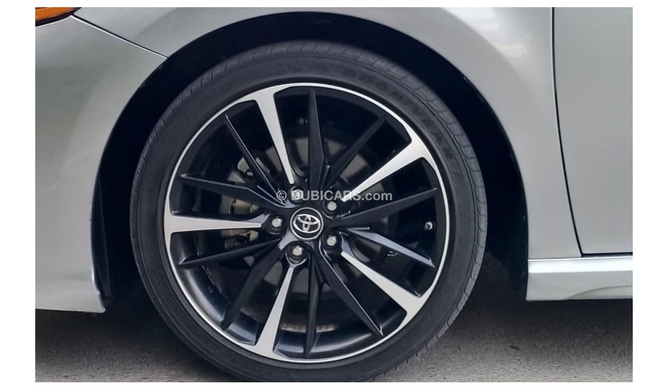 Toyota Camry XSE 2.5L V4 Full option