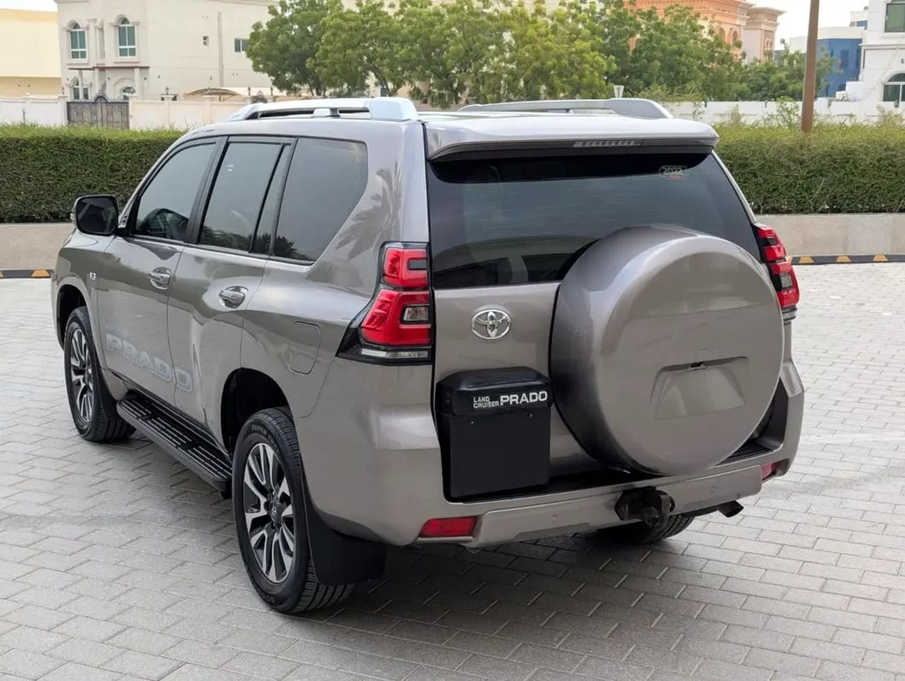 Toyota Prado TX-L GCC Specs V6 4.0L Excellent Condition