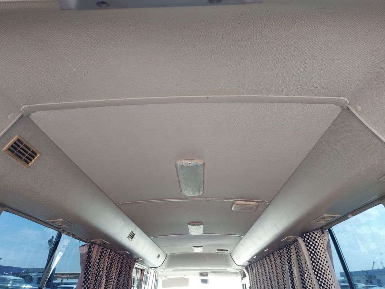 Nissan Civilian NISSAN CIVILIAN BUS RHD 2002 MODEL 4.1 L DIESEL AUTOMATIC(PM10515)