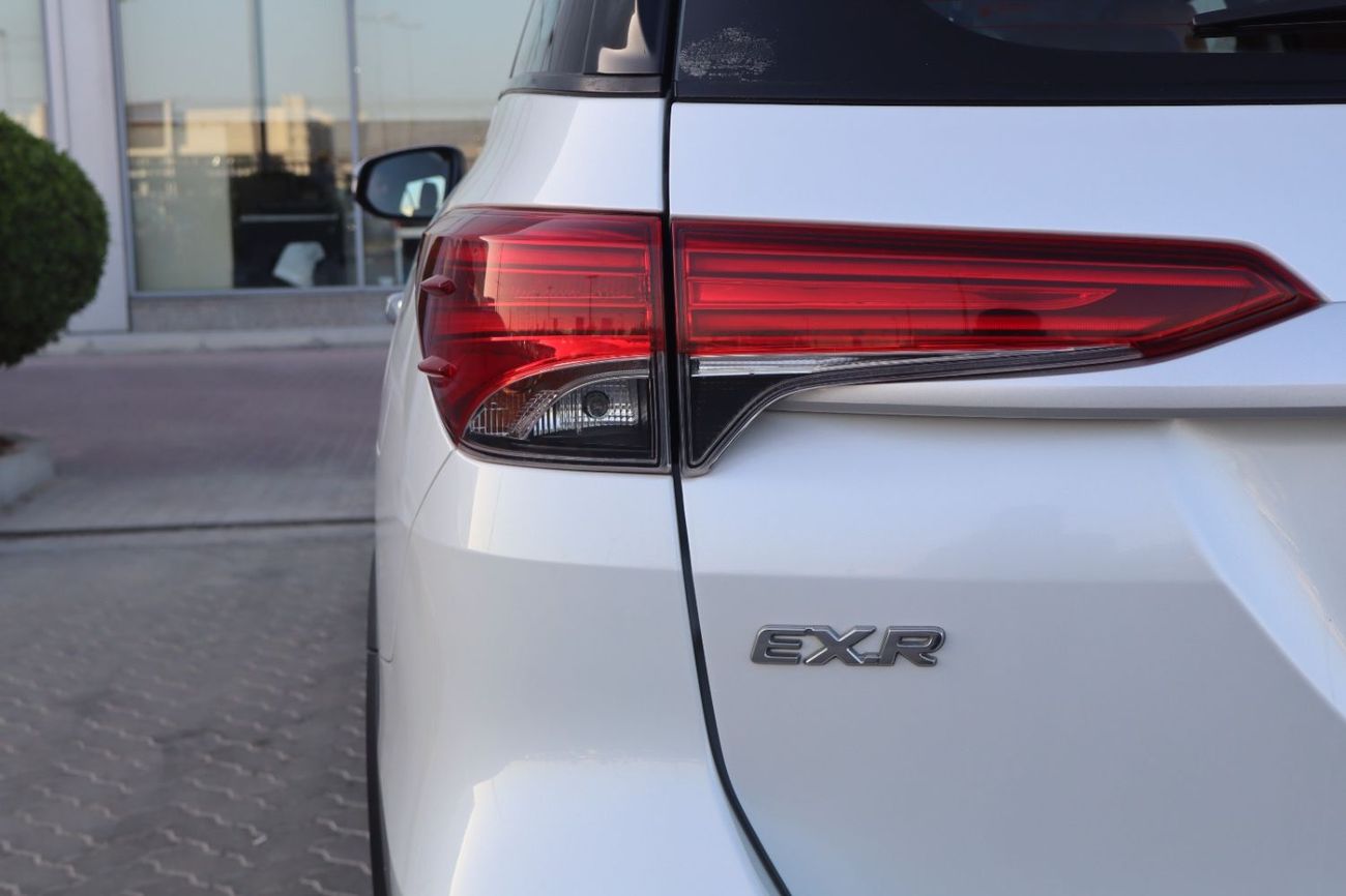 تويوتا فورتونر EXR 2.7L (160 HP)