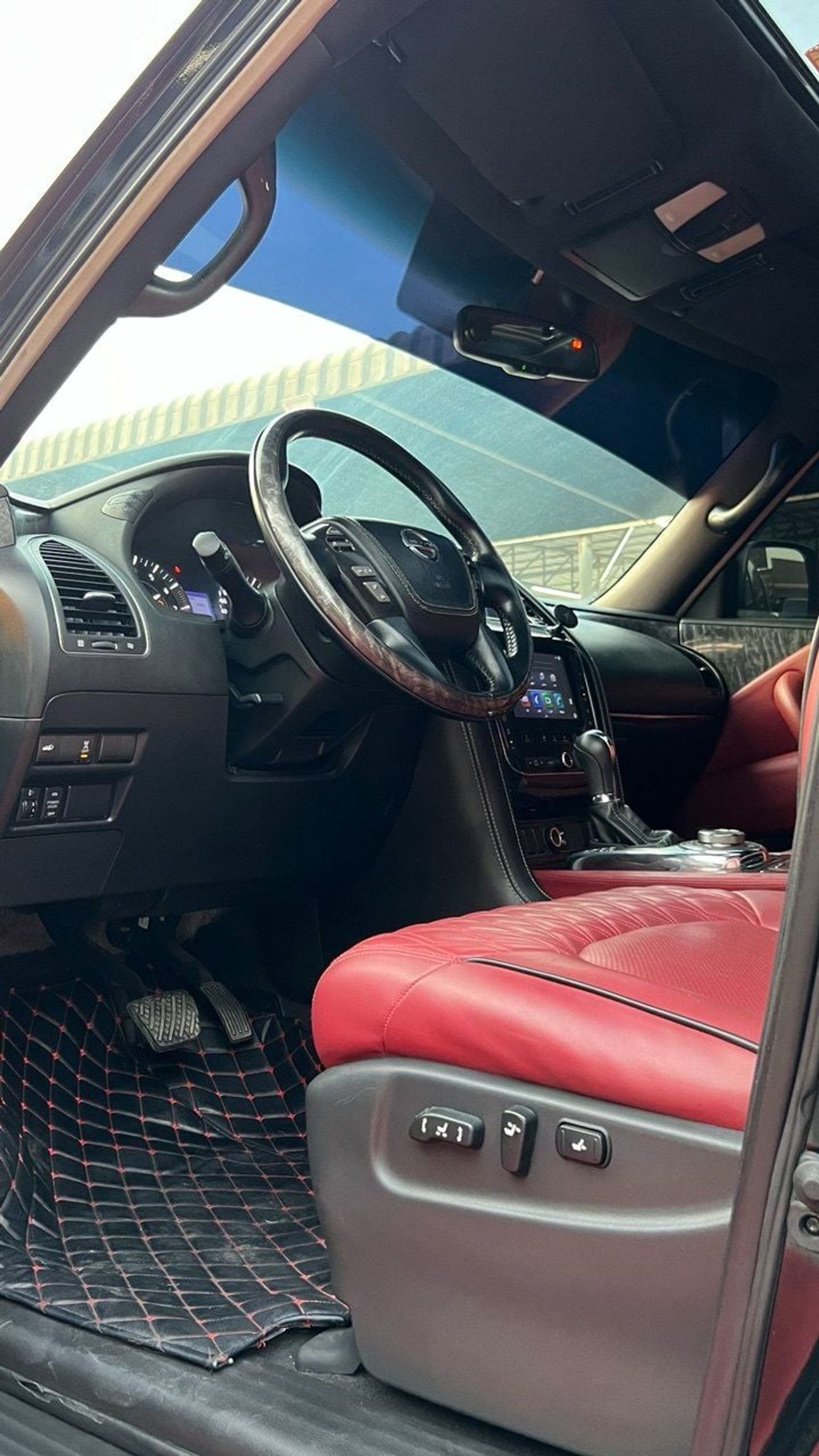 Nissan Patrol SE Platinum 5.6L