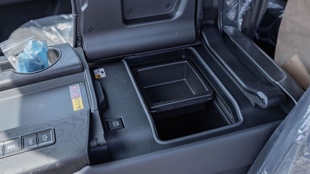 Lexus LX 600 2025 Lexus LX 600 Overtrail 3.5L AT Petrol (White)