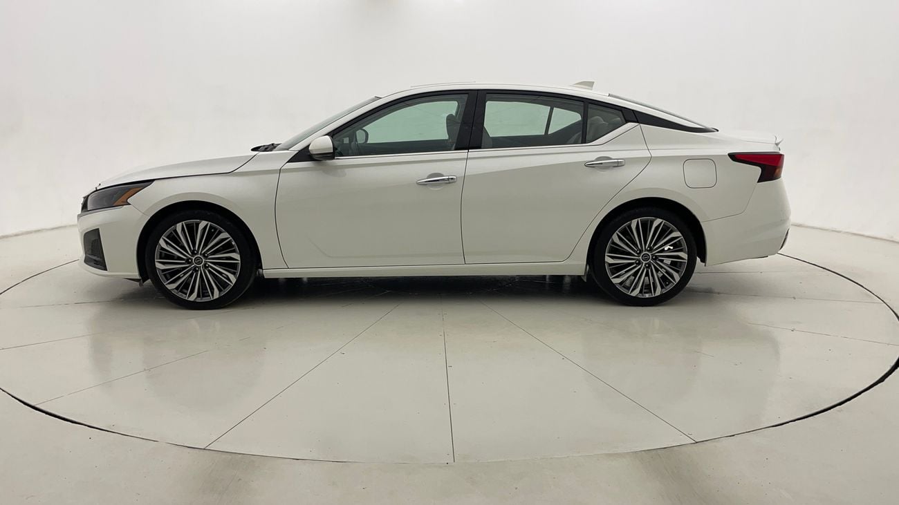 نيسان ألتيما SV 2.5 | بدون دفعة مقدمة | اختبار القيادة في المنزل