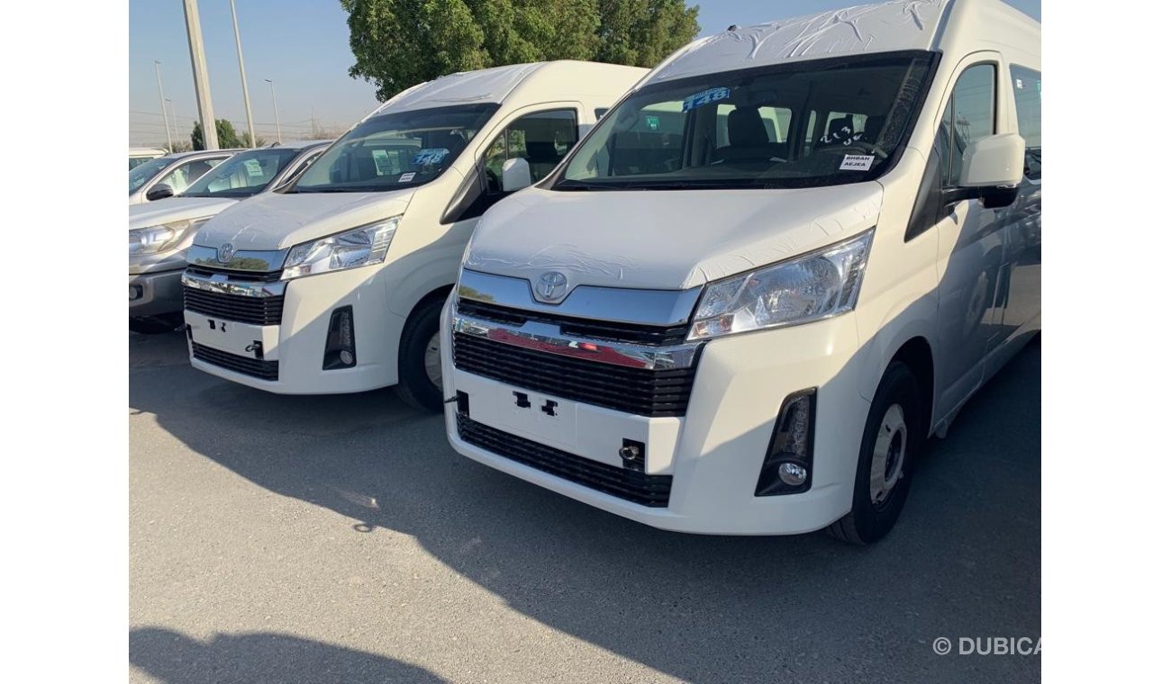 Toyota Hiace 13seats