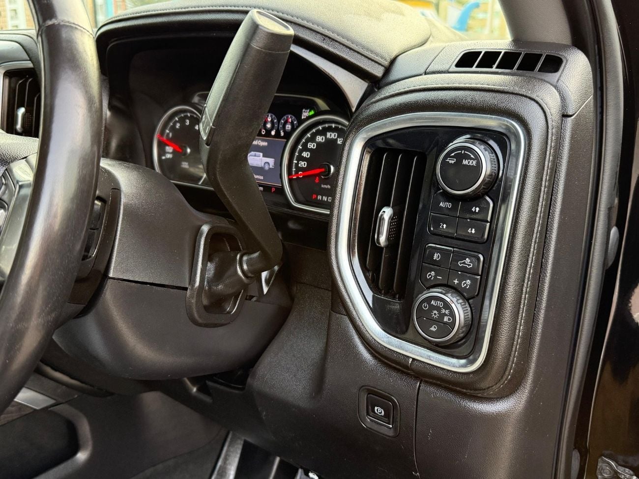 Chevrolet Silverado 1500 LTZ Premium