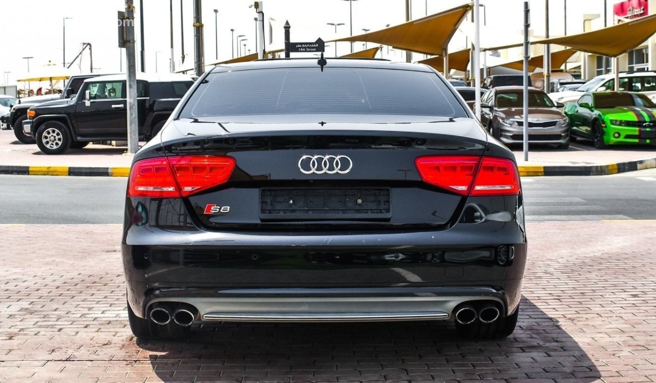 أودي S8 TFSI quattro اعلى