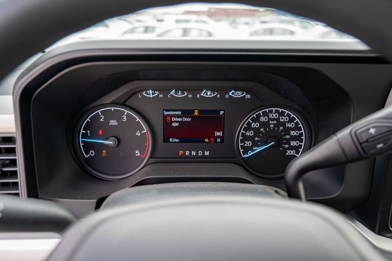 فورد F 550 Super duty XLT | 6.7L Power Stroke V8 Turbo Diesel | 4x4 | Automatic