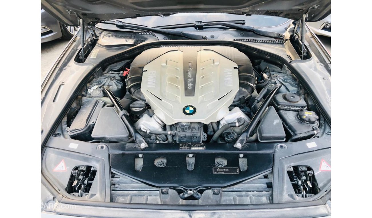 BMW 550i I 4.4L Twin Turbo Engine, Leather+Memory+Driver+Passenger Power Seats, DVD+Navigation+Rear Camera