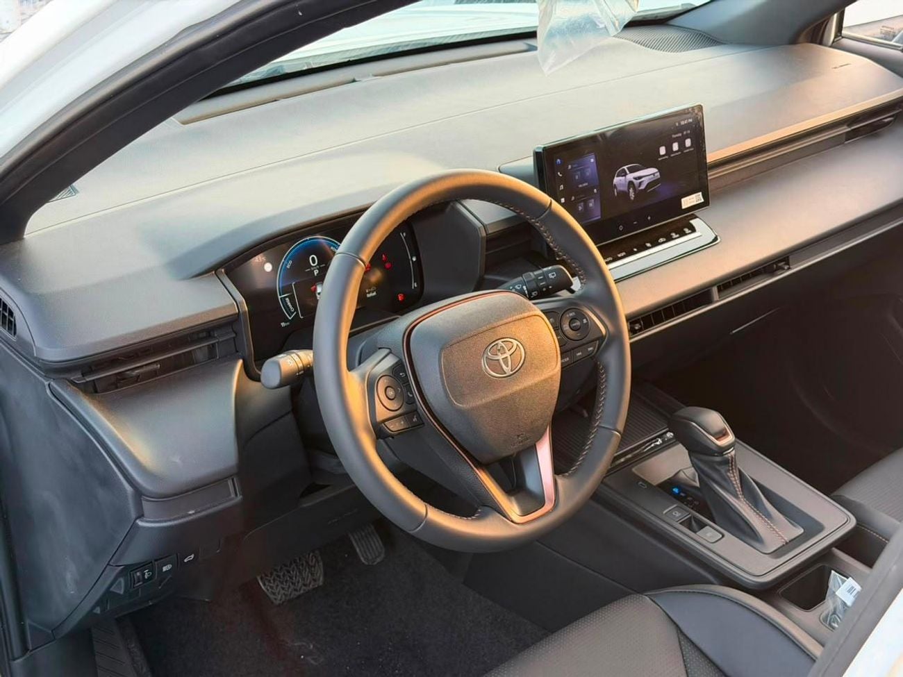 Toyota Corolla Cross Elite 2.0L FWD 2.0L HEV 2026 Model Export Price @ 75,500 AED