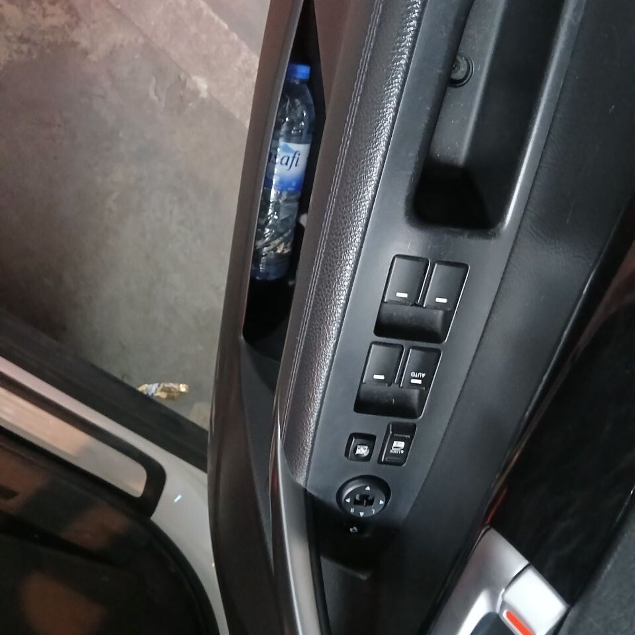 كيا سورينتو EX 2.4L 7 seater AWD