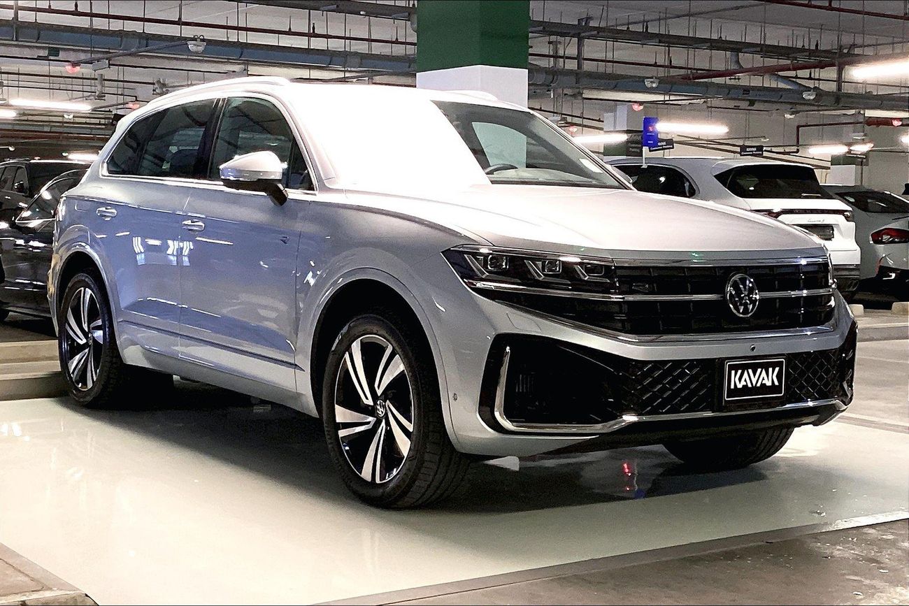 فولكس واجن طوارق R-Line | شامل الضمان | 0 ﺪﻔﻋﺓ ﺃﻮﻟﻯ