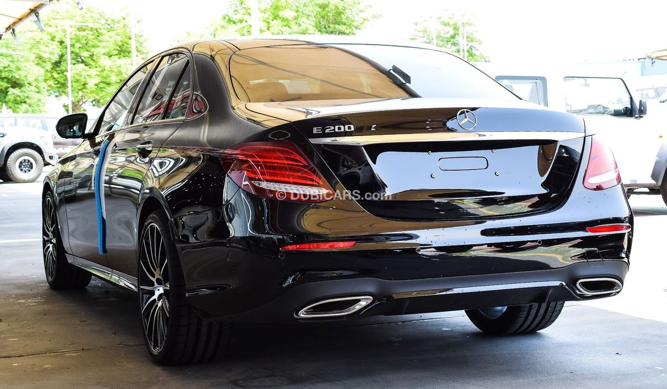 Mercedes-Benz E200