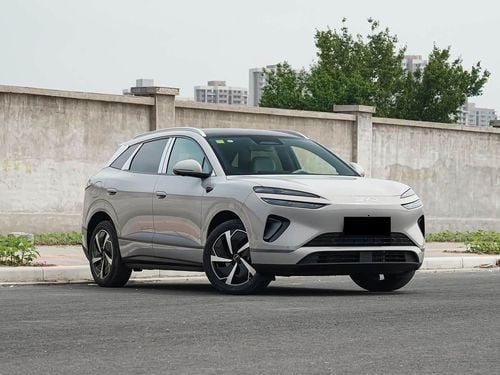 بي واي دي سيليون 06 BYD Sealion 06 DM-i 170KM PILOT PLUS EDITION with HUD | 2025 | Ready Stock Limited QTY | For Local R