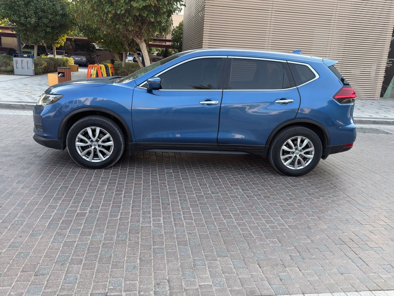Nissan X Trail S