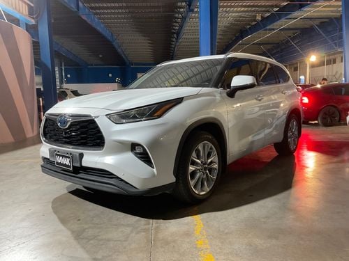 تويوتا هايلاندر VXR | شامل الضمان | 0 ﺪﻔﻋﺓ ﺃﻮﻟﻯ