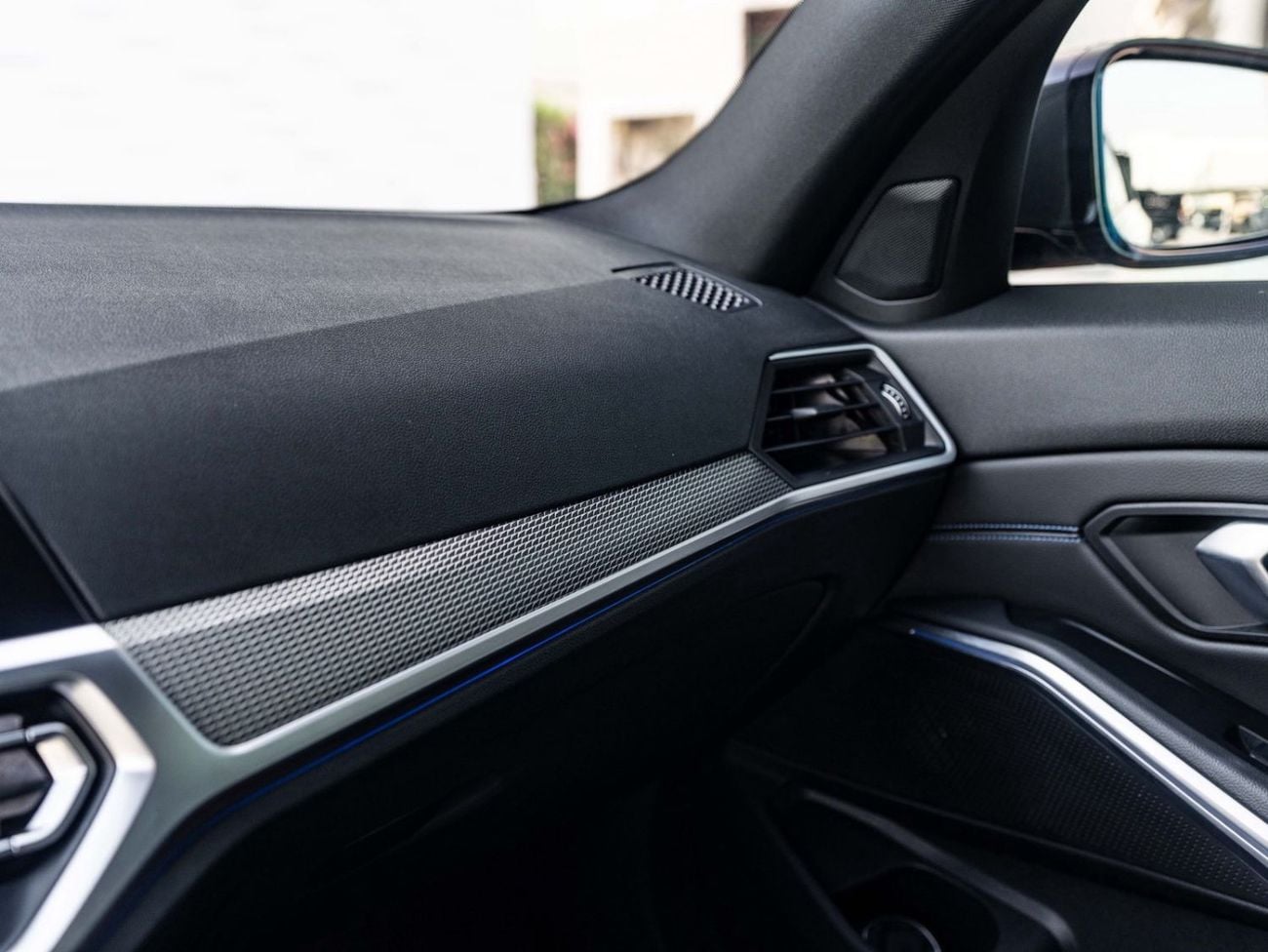 BMW 330i M SPORT