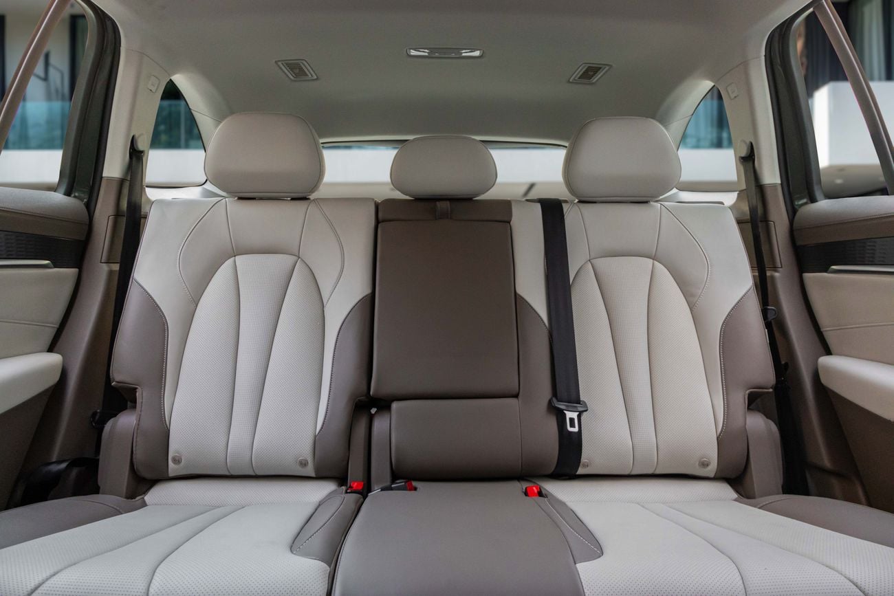 أم جي RX9 Luxury RX9 Luxury | 2,253 P.M | 0% Downpayment | Warranty