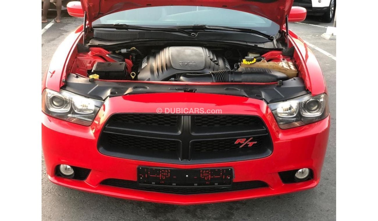 Dodge Charger Dodge Charger RT Engine 5.7 model 2014 GCC car prefect condition full option full option leather sea