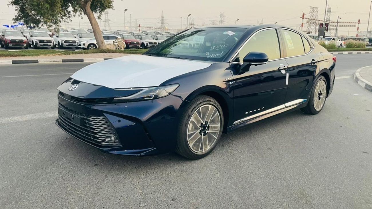 تويوتا كامري CAMRY 2.5 HYBRID LUMEIR
