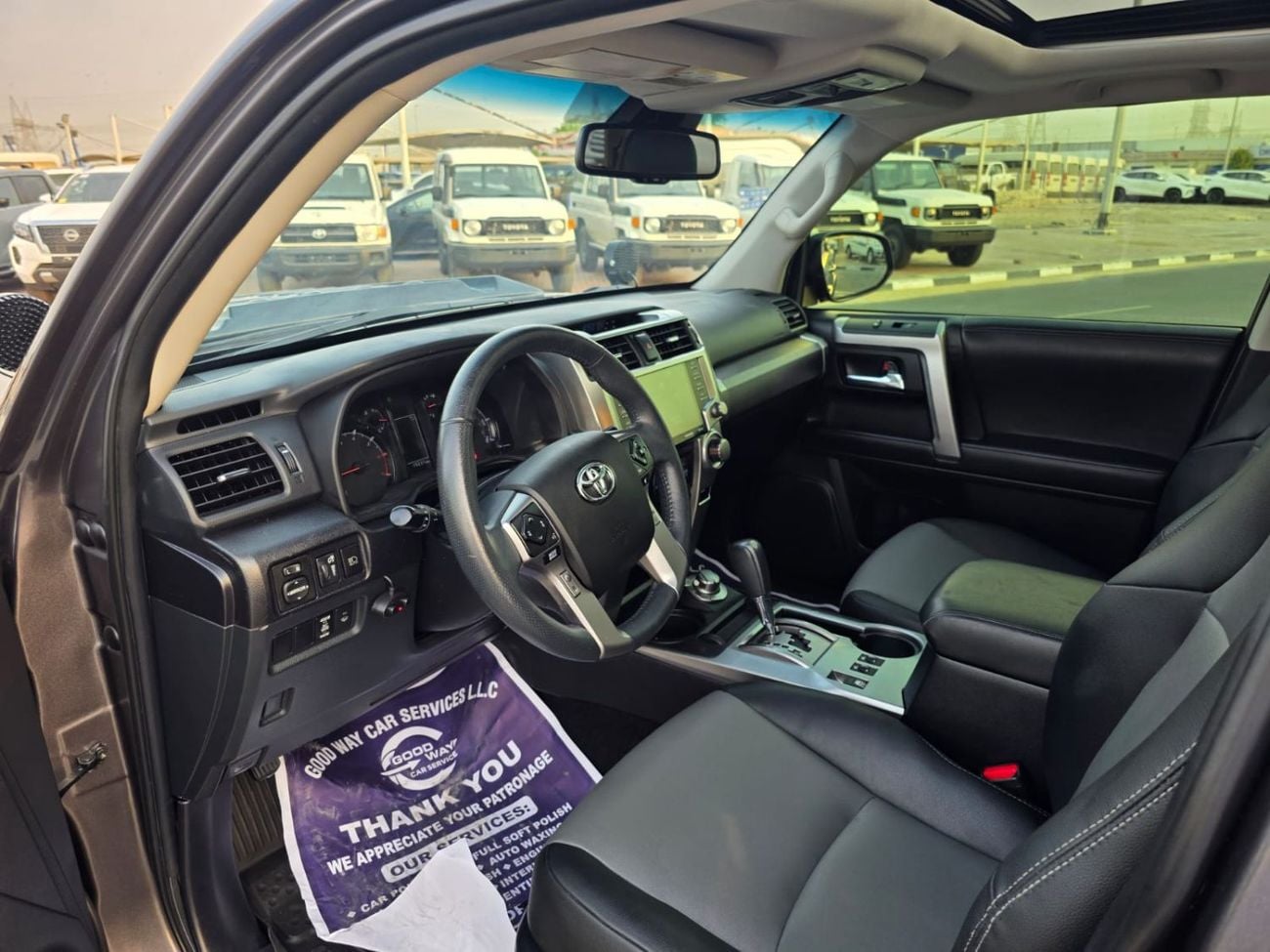 Toyota 4Runner LIMITED faceleft 2025 ( sunroof, 4x4, leather seat and 7 seater)
