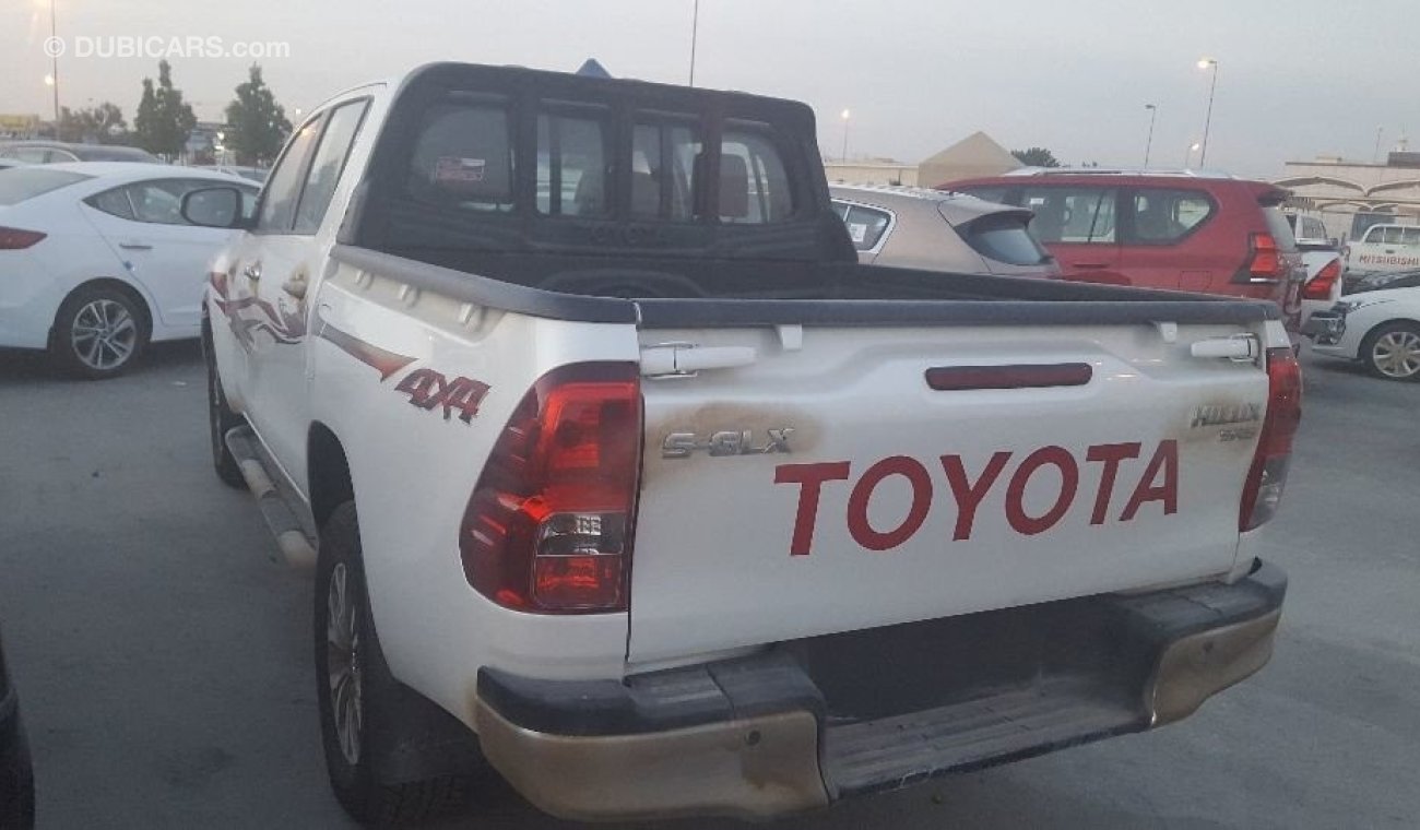 Toyota Hilux