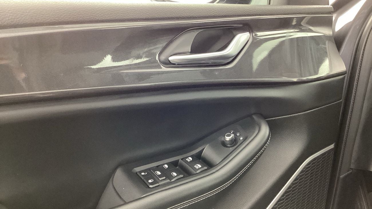 Jeep Cherokee Altitude | upto AED 20,000 Ramadan Discount | Guaranteed Warranty | 0 Down Payment